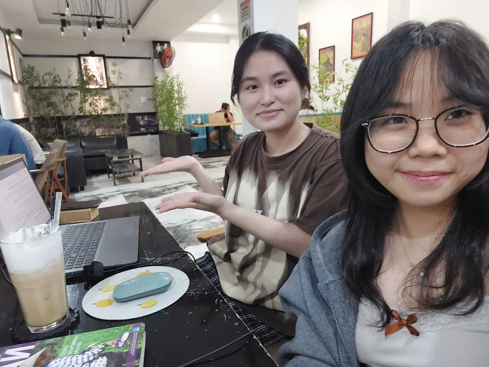 Một bữa ăn cùng nhau